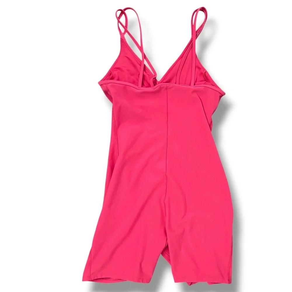 Alo Yoga Suns Out Romper Womens Medium Pink Activewear Sleeveless Bodysuit
